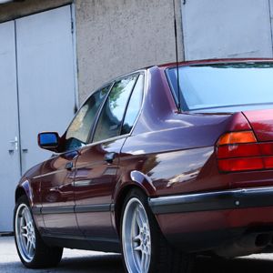 bmw-750i-23.jpg